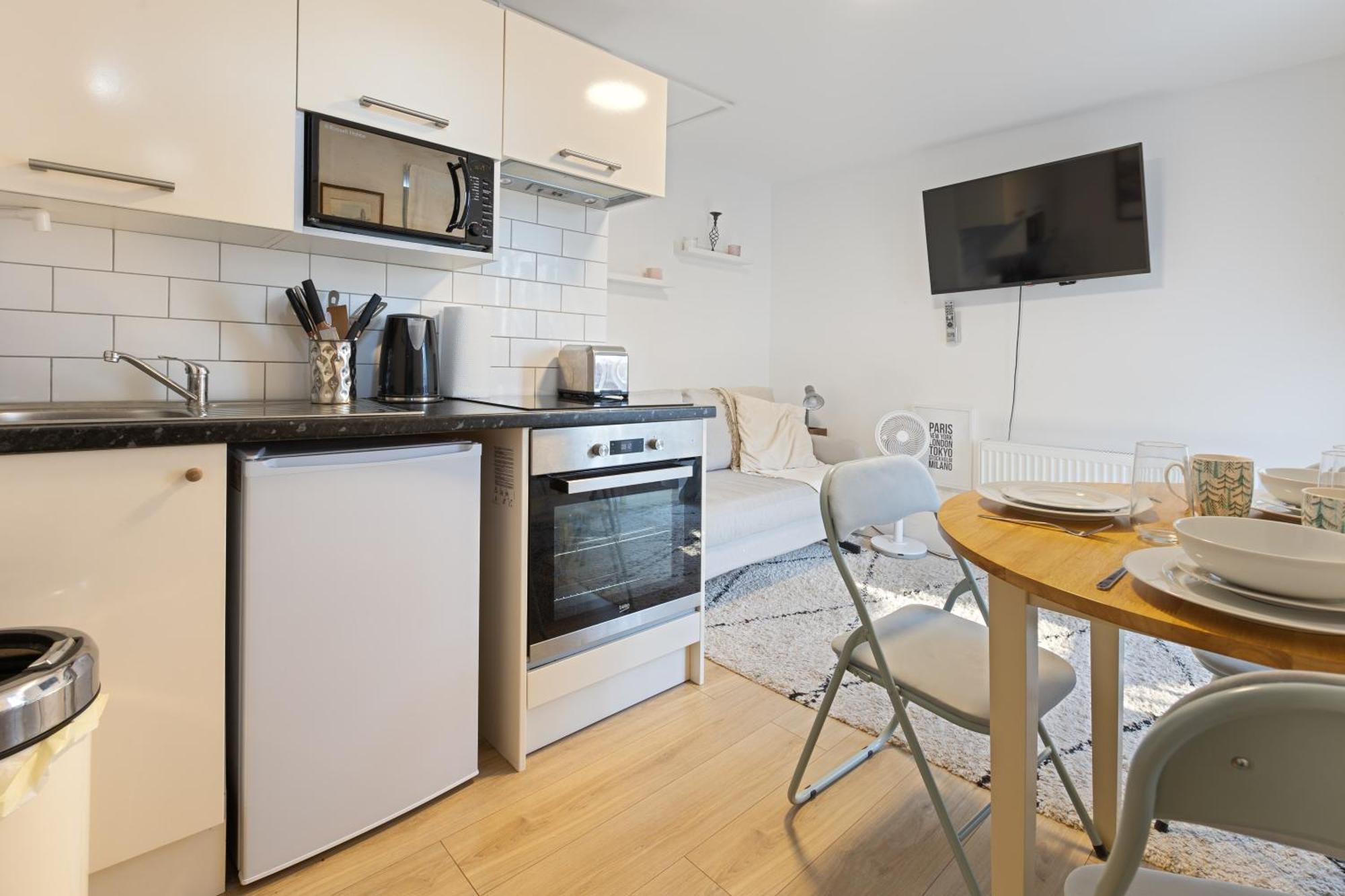 Modern Flat & Balcony In Historic West Kensington Lejlighed London Eksteriør billede
